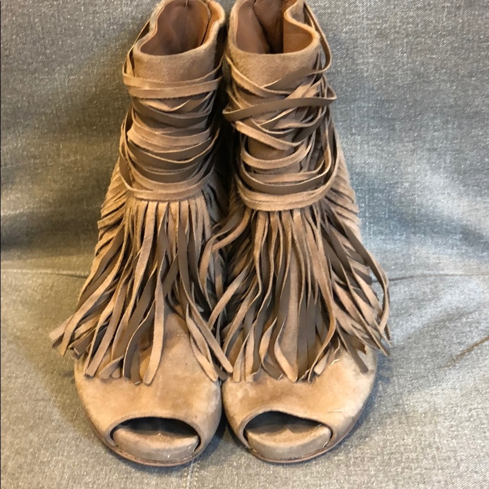 My fav Gucci moccasin ankle boots - Picture 2 of 8